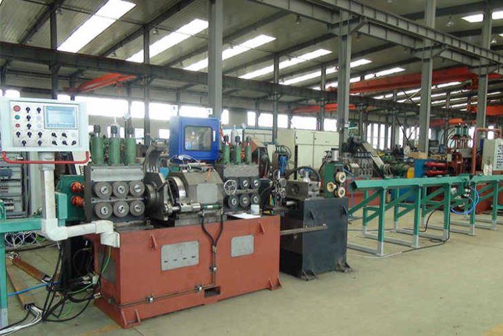 Semi Automatic Alloy Steel Wire Peeler Semi Automatic Alloy Steel Wire Peeler