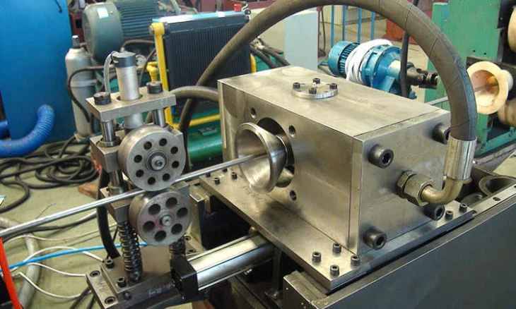 Semi Automatic Carbon Steel Wire Peeler